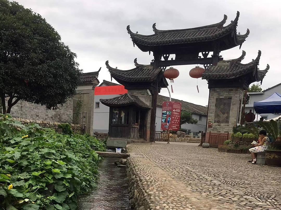 黄色小人推箱子